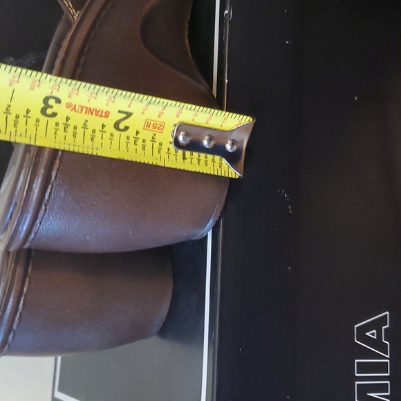 MIA MADGE wedges size 8M brand new in box - Picture 6 of 6